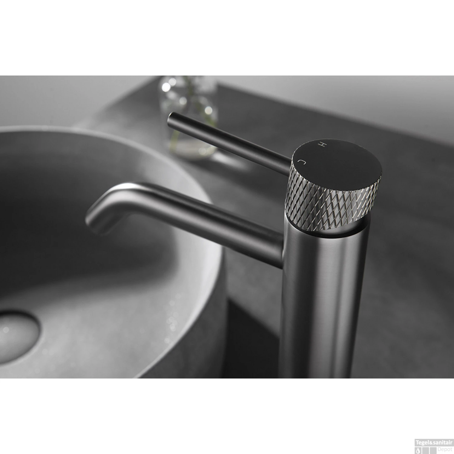 Wastafelkraan Wiesbaden Ribbd Opbouw XL Hoge Uitloop Gunmetal 3 Wastafelkraan Wiesbaden Ribbd Opbouw XL Hoge Uitloop Gunmetal - Afbeelding 3