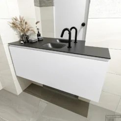 MONDIAZ OLAN 120cm Toiletmeubel Talc. LEX Wastafel Urban Midden 1 Kraangat -Baden Luxe Verkoop badkamermeubel olan talc model lex urban mid 0025