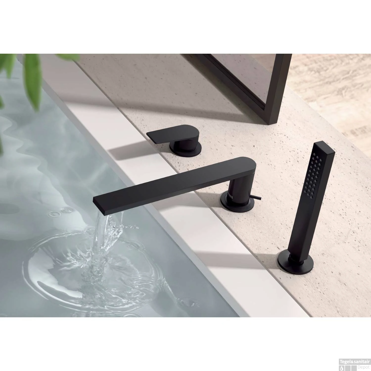 Badrandkraan Tres Project 1-Hendel Rechte Uitloop 18 Cm Met Omstel En Handdouche Mat Zwart - Afbeelding 2