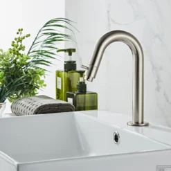 Fonteinkraan Gebogen Boss & Wessing Exclusive RVS -Baden Luxe Verkoop fonteinkraan gebogen boss wessing exclusive rvs sfeer2