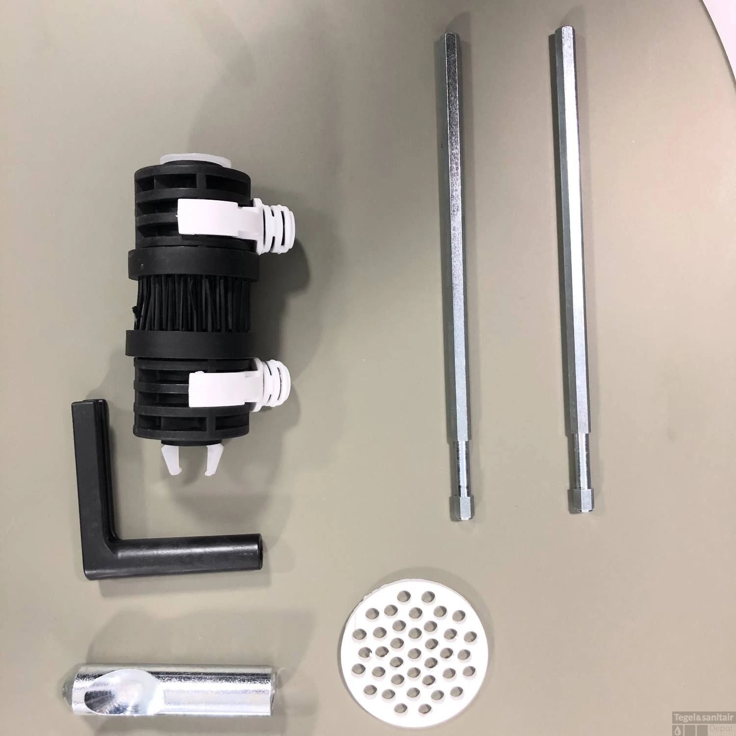 Geberit UP100 Toiletset Wandcloset Salenzi Civita Mat Grijs Met Delta 21 Drukplaat 6 Geberit UP100 Toiletset Wandcloset Salenzi Civita Mat Grijs Met Delta 21 Drukplaat - Afbeelding 6