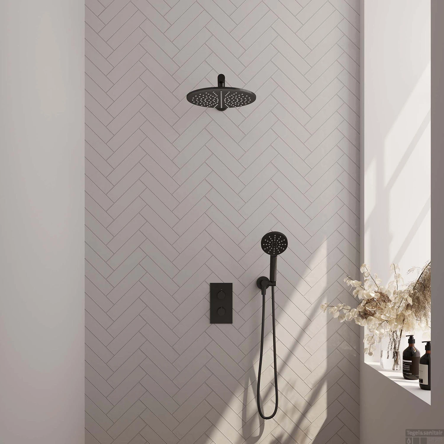 Inbouw Regendouche Set Brauer Black Edition Wanduitloop Ronde Hoofddouche 30 Cm Met Handdouche 3 Standen Mat Zwart