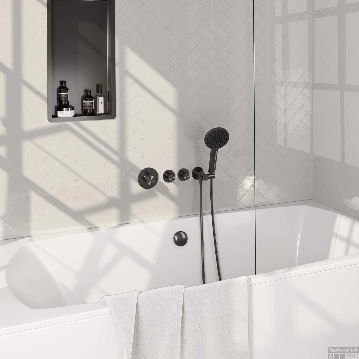 Inbouwthermostaatset Brauer Gunmetal Carving Incl 3 Standen Handdouche En Badafvoer Gunmetal