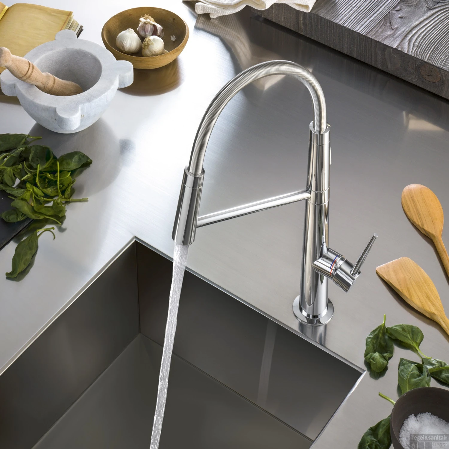 Keukenkraan Salenzi Giro Uitklapbaar Chroom 10 Keukenkraan Salenzi Giro Uitklapbaar Chroom - Afbeelding 10