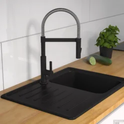 Keukenkraan Schutte Miami Design Mengkraan Met Spiraalveer Zwart Chroom -Baden Luxe Verkoop keukenkraan schutte miami design mengkraan met spiraalveer zwart chroom sfeer