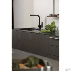 Keukenmengkraan Schutte Rio Hoge Draaibare Uitloop Glanzend Grafiet -Baden Luxe Verkoop keukenmengkraan schutte rio hoge draaibare uitloop glanzend grafiet sfeer3