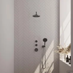 Regendoucheset Inbouw Brauer Gunmetal Carving Thermostatisch 20cm Met Gebogen Wandarm En Handdouche 3-Standen Losse Stopkranen Geborsteld Gunmetal