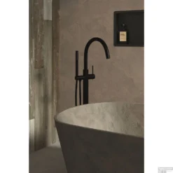 Vrijstaande Badkraan Brauer Black Met Handdouche Staafmodel Mat Zwart -Baden Luxe Verkoop vrijstaande badkraan brauer black met handdouche staafmodel mat zwart sfeer2