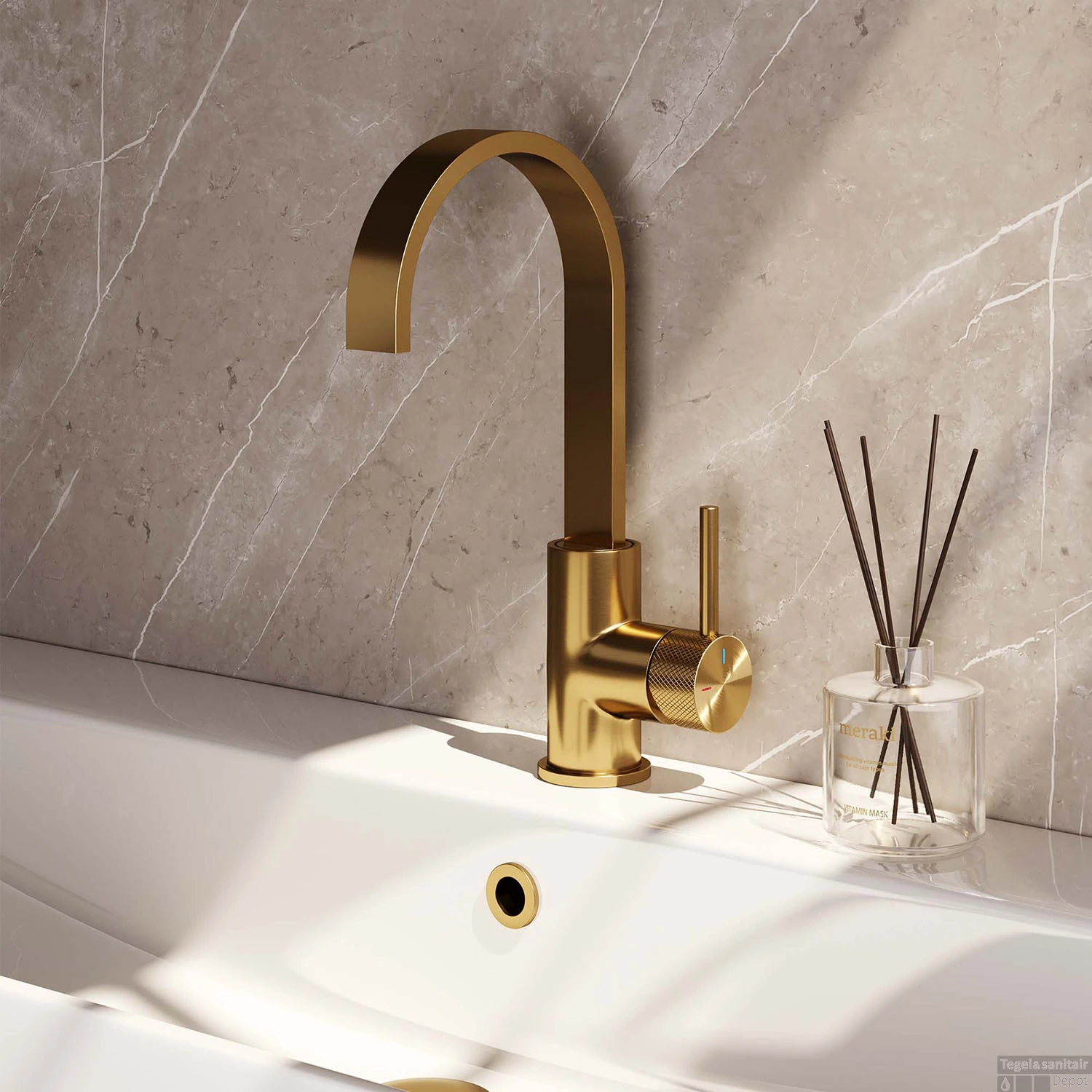 Wastafelmengkraan Brauer Gold Carving Coldstart Opbouw Hoog Plat Gebogen Ronde Hendel Geborsteld Goud PVD PVD 2 Wastafelmengkraan Brauer Gold Carving Coldstart Opbouw Hoog Plat Gebogen Ronde Hendel Geborsteld Goud PVD PVD - Afbeelding 2